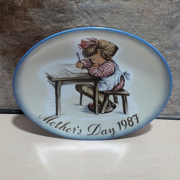 Schmid Hummel Mothers Day 1987 Mothers Little Learner Decorative Wall Plate - Picture 3 of 12
